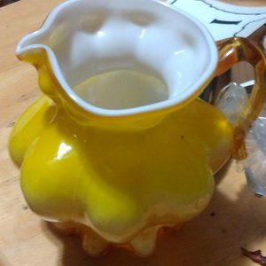 Small glass creamer (Kanawha?)